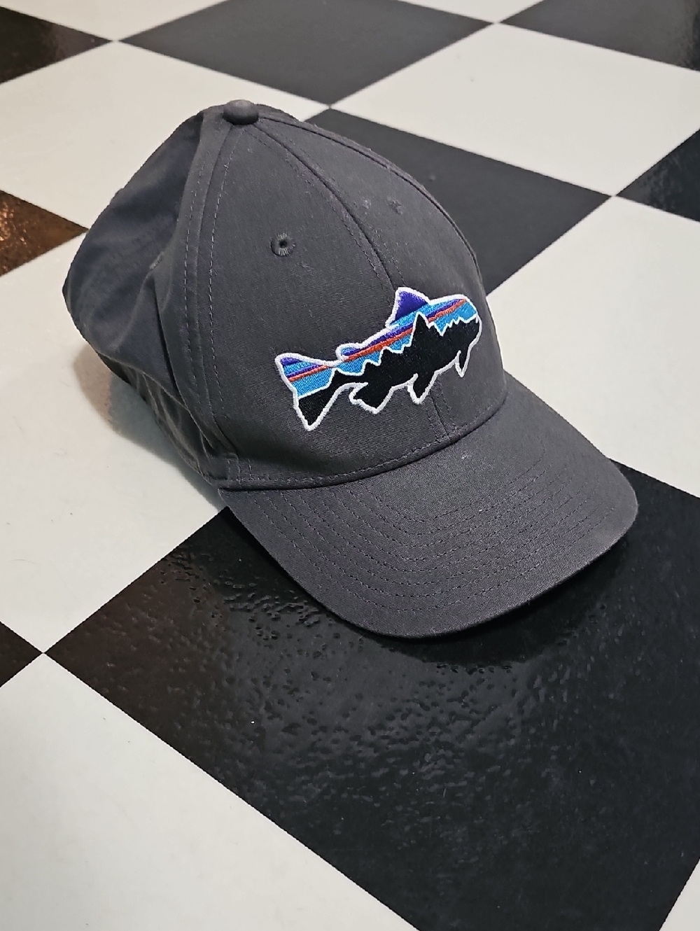 Patagonia Charcoal Gray  Cap Ball Cap Sz Small Classic Fit Cotton Fish Logo